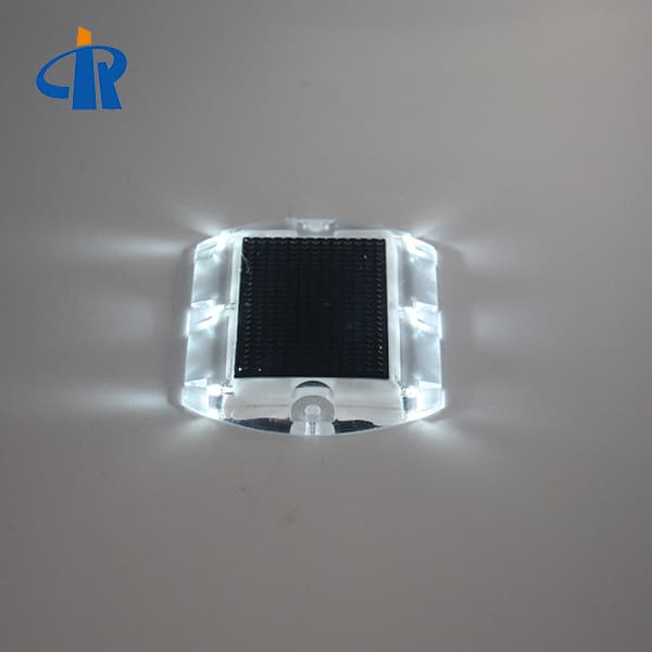 <h3>Solar Powered Road Stud Synchronous Flashing For Urban Road</h3>
